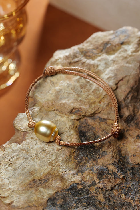 Golden South Sea Pearl Knotted Leather Blacelet